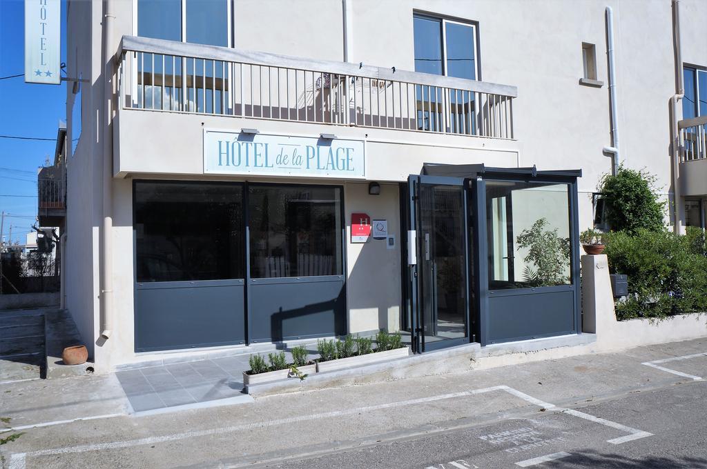 Hotel De La Plage Gruissan Bagian luar foto